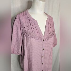 Knox Rose Lavender Textured Button-Front Blouse w Eyelet & Crochet Detail Size M